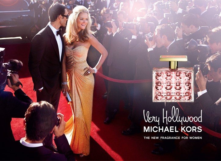 Publicité pour le parfum Very Hollywood de Michael Kors